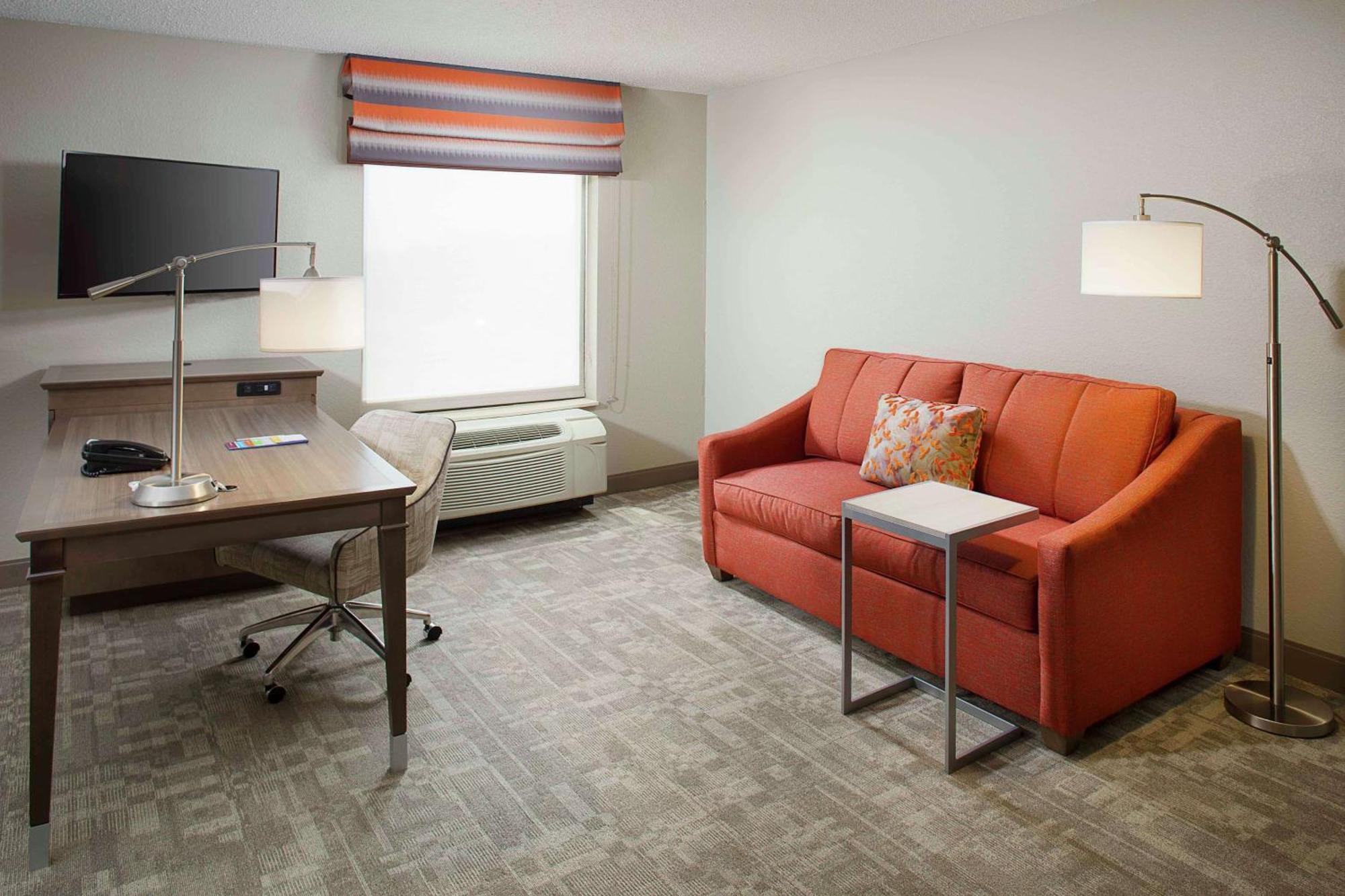 Hampton Inn By Hilton Garden City Long Island Екстериор снимка